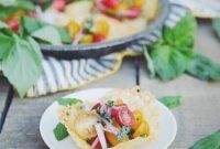 Mini Cheddar and Tomato Salad Cups for Parties