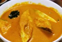 Mangalorean Fish Curry (Meen Ghassi) Recipe — Coastal Konkani Flavor