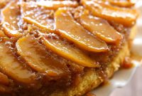 Caramelized Peach Upside-Down Cake Recipe for Summer Gatherings