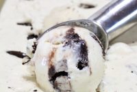 No-Churn Cookies and Cream Ice Cream Recipe