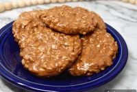 Homemade Star Crunch Cookies Recipe — Little Debbie Copycat