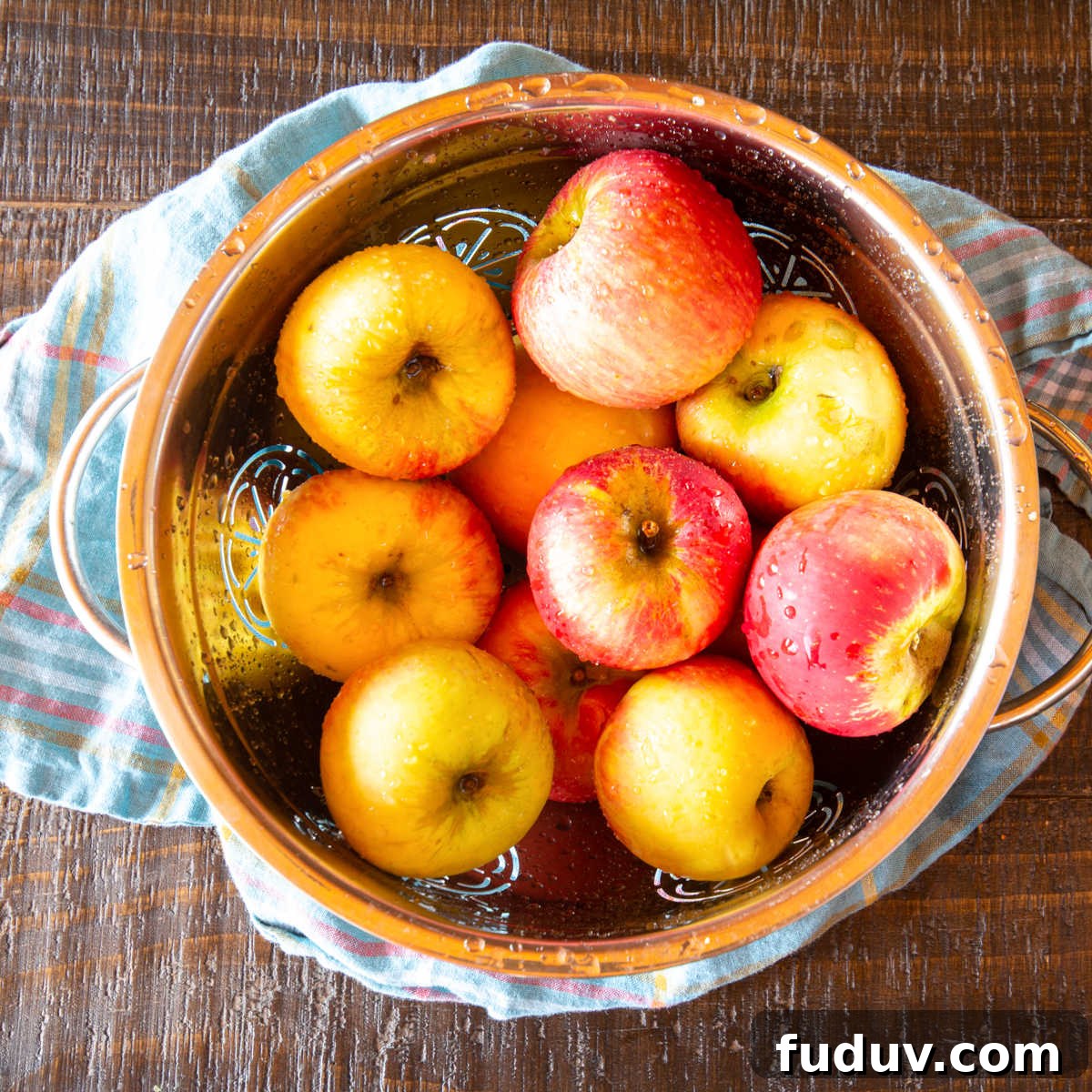 Freshly washed apples in a colander for the blog landing page.