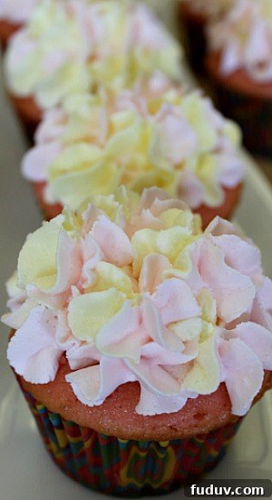 Strawberry Lemonade Cupcakes