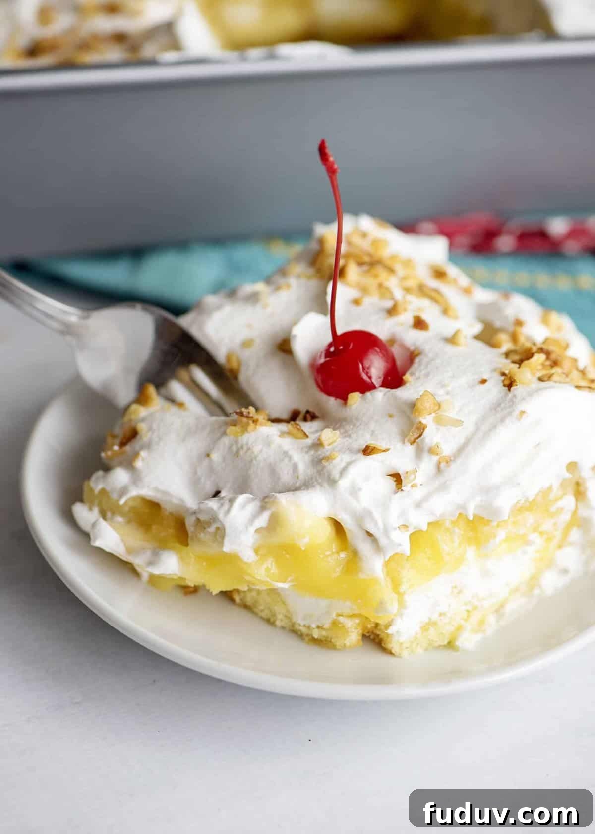 Top Game-Day Recipes for Football Season 6 Twinkie Cake