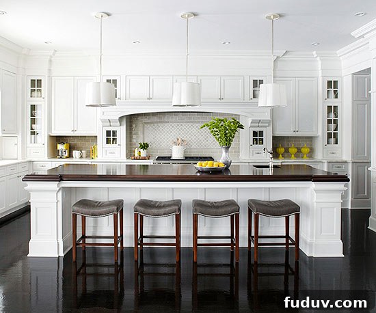 25+ Stunning All-White Kitchen Designs for Timeless Style 8 Kitchen cabinets in white | 25+ Dreamy White Kitchens