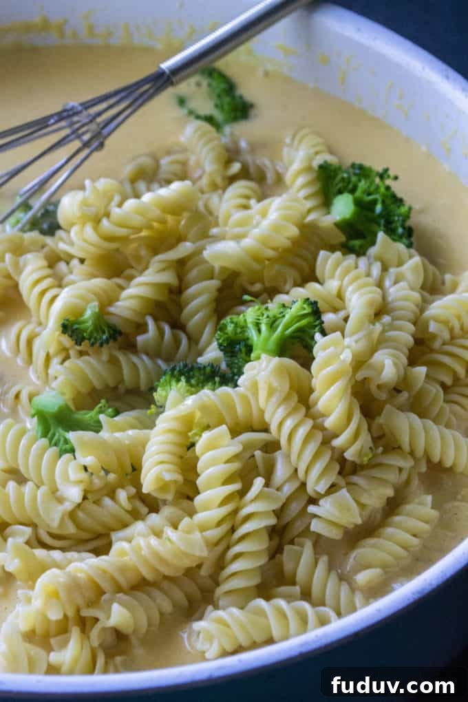 Cheesy Ham and Broccoli Pasta Bake — Weeknight Dinner Idea 5 broccoli and ham casserole