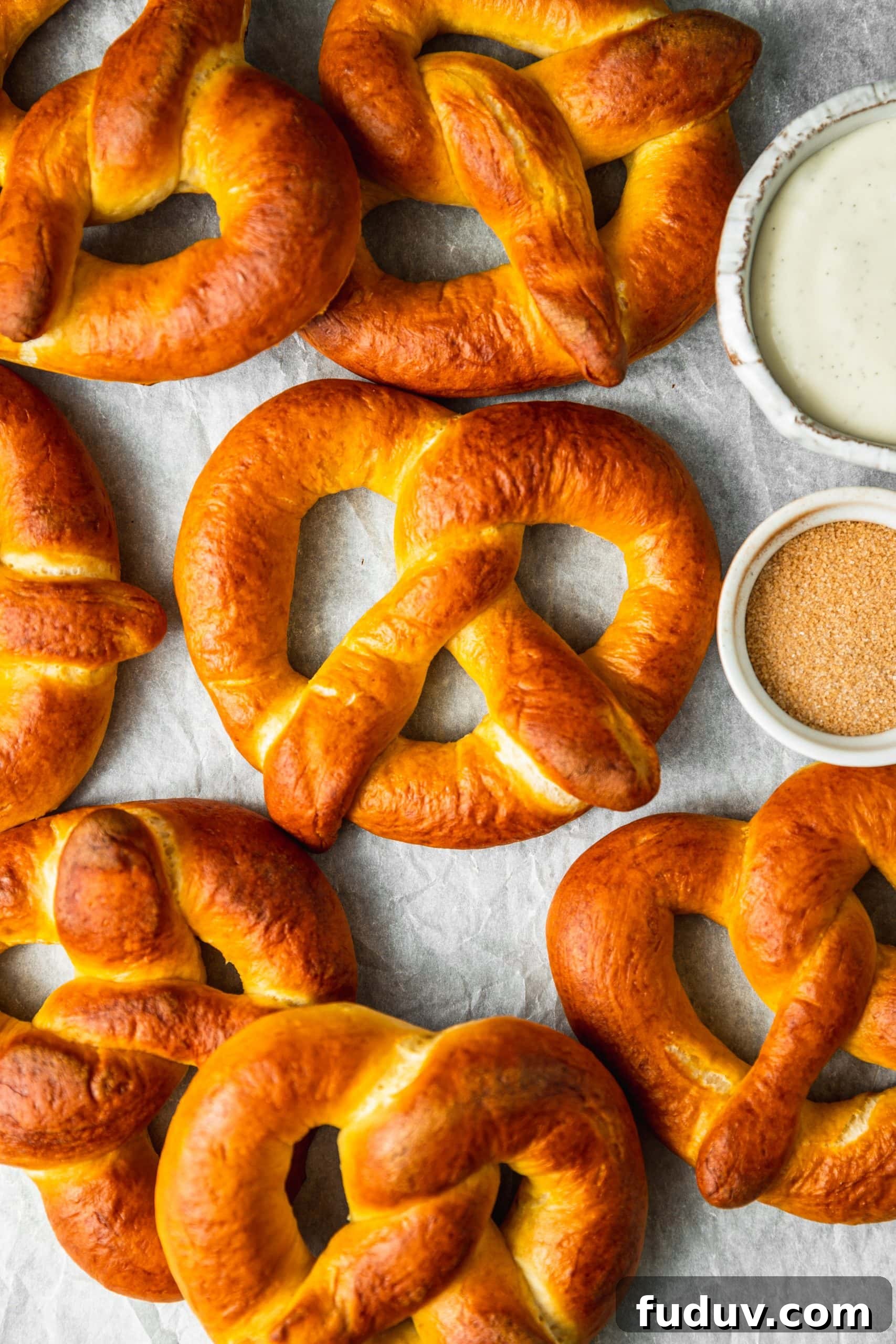 Cinnamon Sugar Soft Pretzels Recipe — Warm, Chewy & Sweet 8 Mini Cinnamon Sugar Pretzels