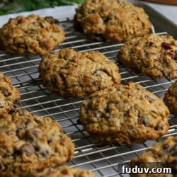 Oatmeal-Cranberry-Chocolate-Chip-Cookies