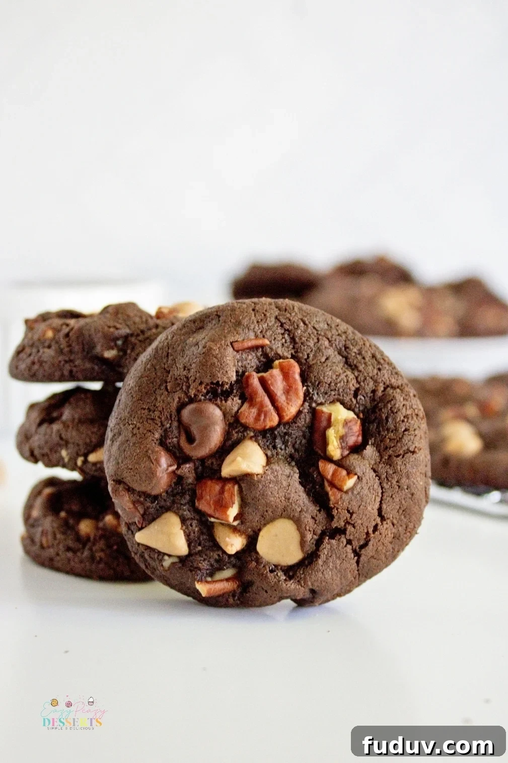 Chocolate Turtle Cookies Recipe: Gooey Caramel & Pecans 3 Chocolate pecan cookies