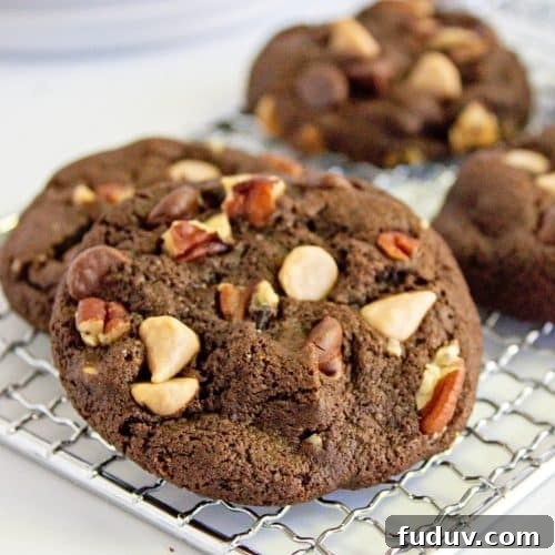 Chocolate Turtle Cookies Recipe: Gooey Caramel & Pecans 8 Chocolate chip pecan cookies