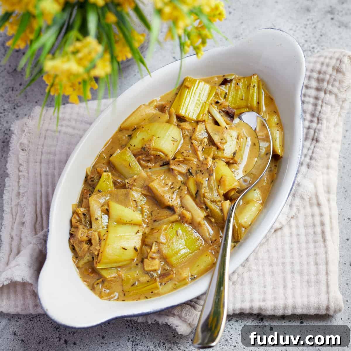 French-Style Braised Leeks (Vegan)